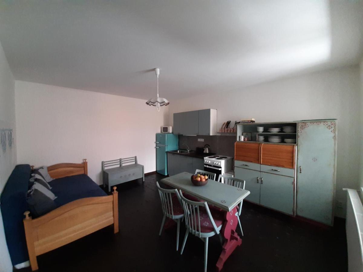 Babickin Dom Villa Medzilaborce Buitenkant foto